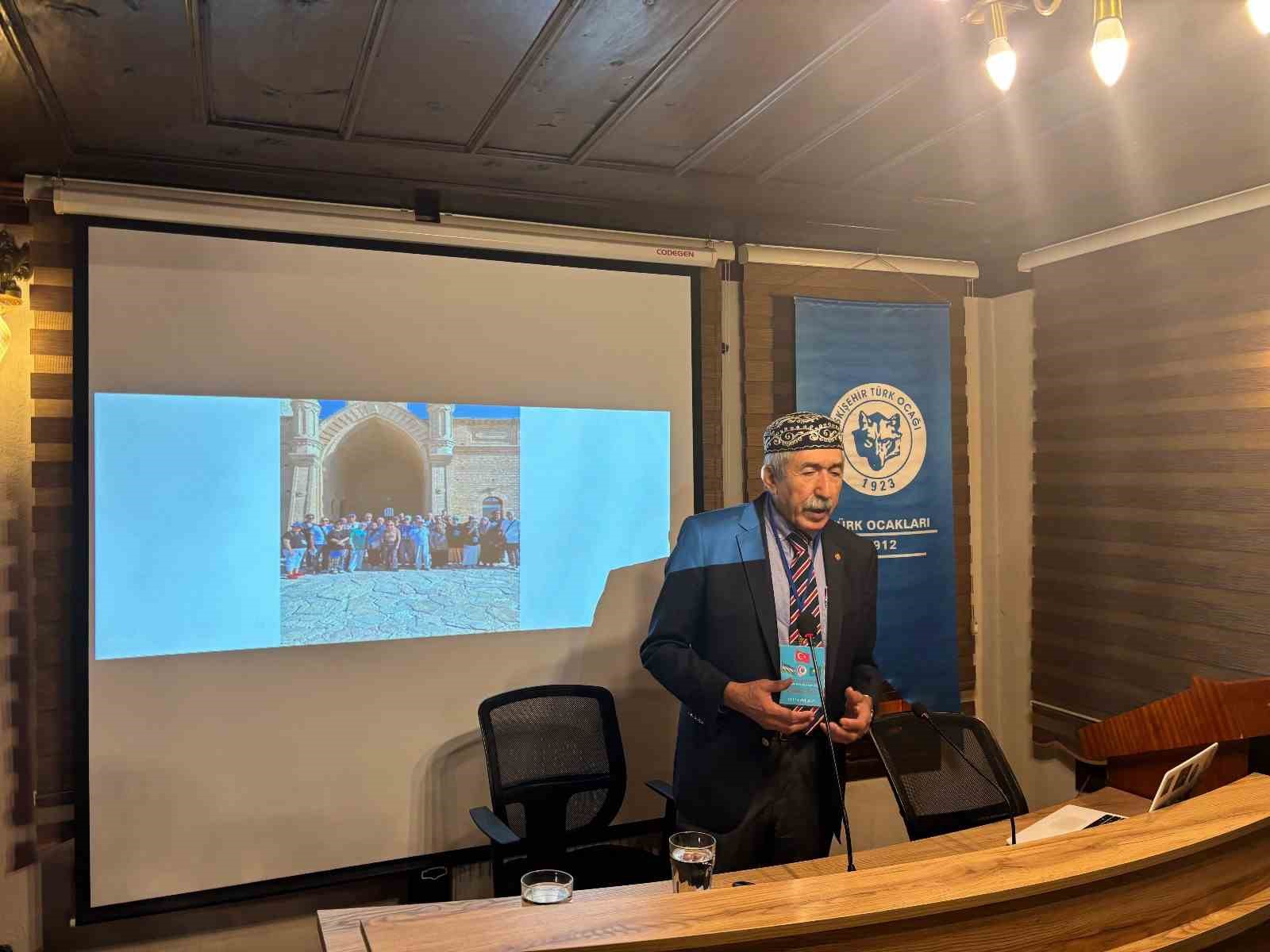 Türk Ocağı Eskişehir Şube Başkanı Nedim Ünal:
