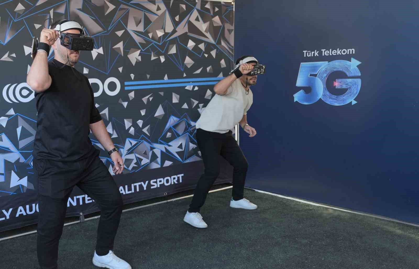 Türk Telekom, gençlik markası Selfy ile 7 farklı üniversitede ilk 5G deneyimini sundu
