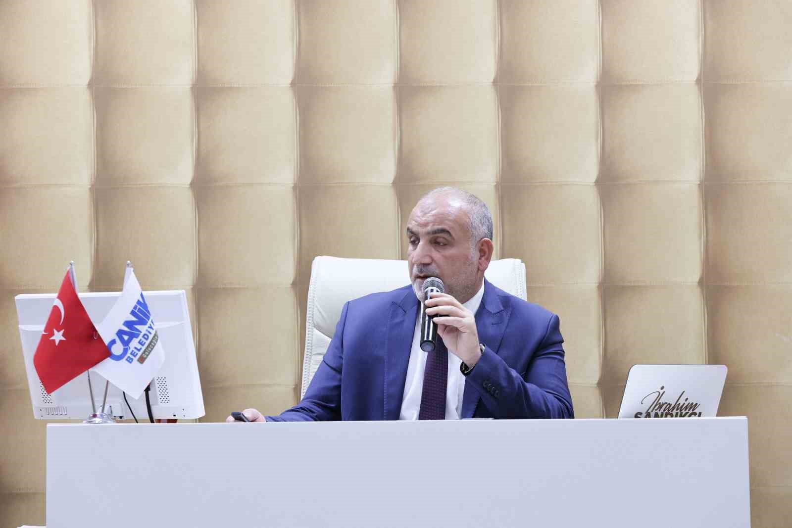 Başkan Sandıkçı: "Kentsel dönüşüm siyaset üstü bir konu"
