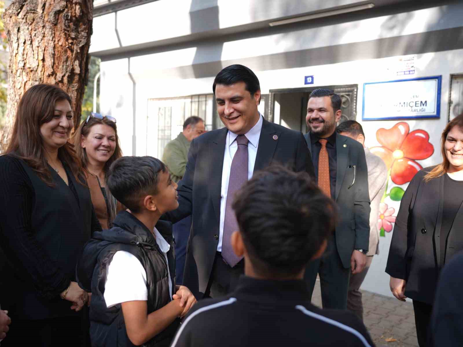 Başkan Yılmaz’dan Değirmiçem ve Sarıgüllük’e ziyaret
