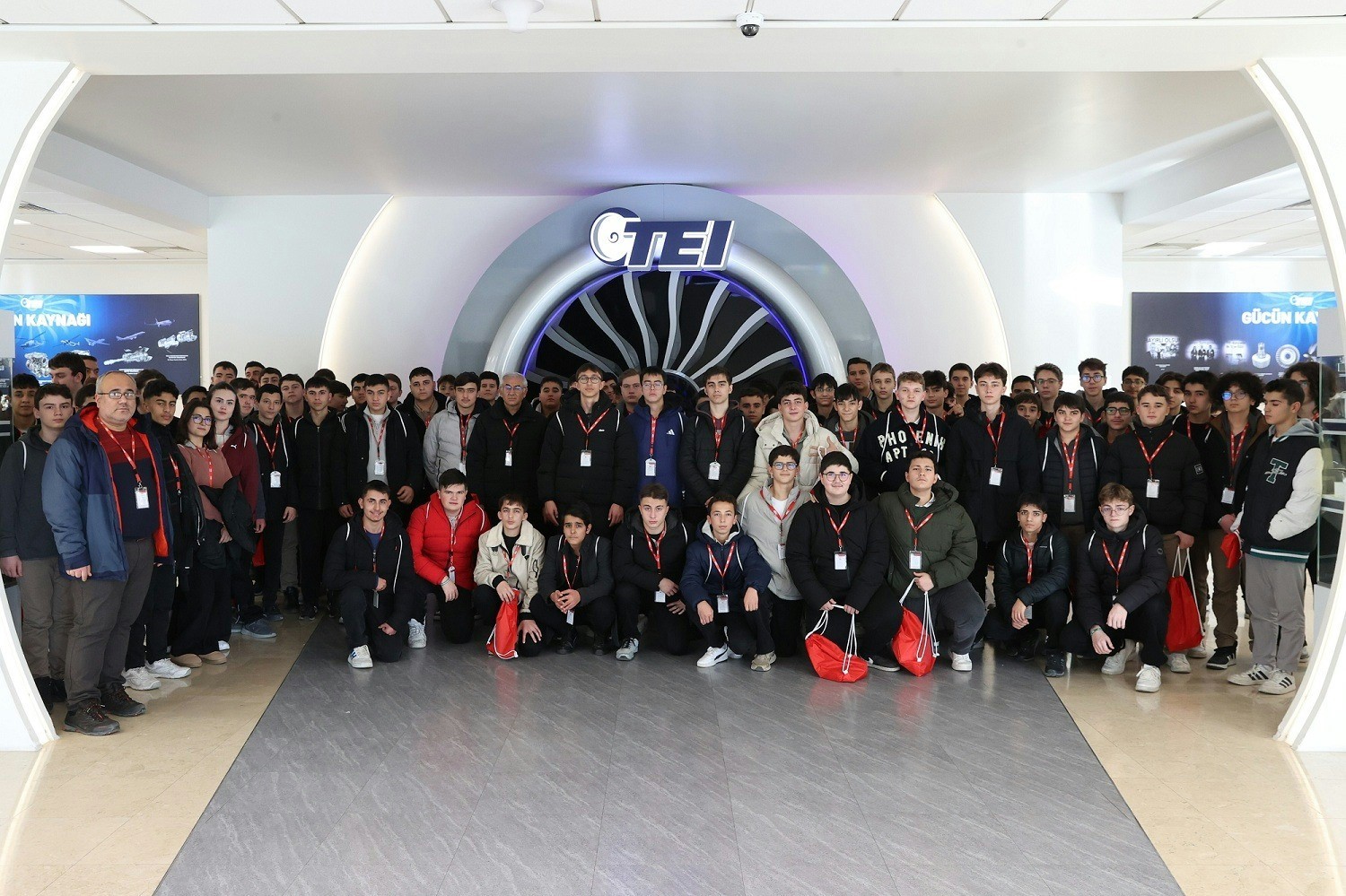 TEI, millî havacılık motorlarını öğrencilerle buluşturdu
