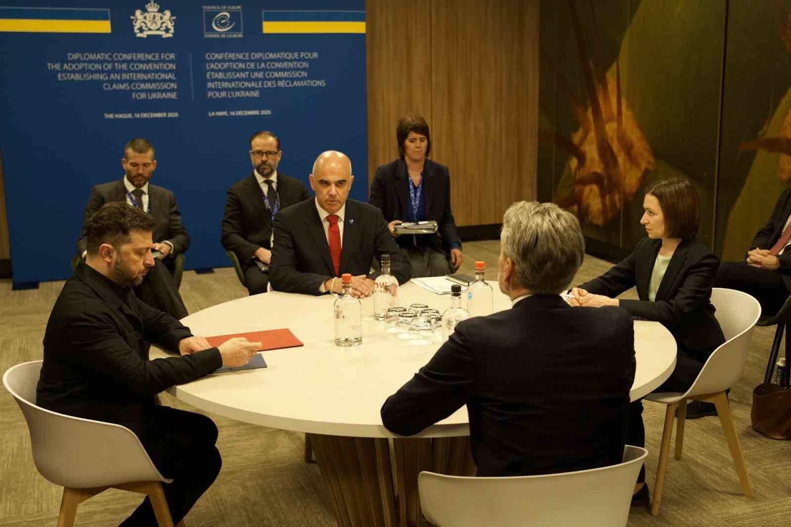 Ukrayna için "Uluslararası Tazminat Komisyonu" kurulmasına yönelik ilk imzalar atıldı
