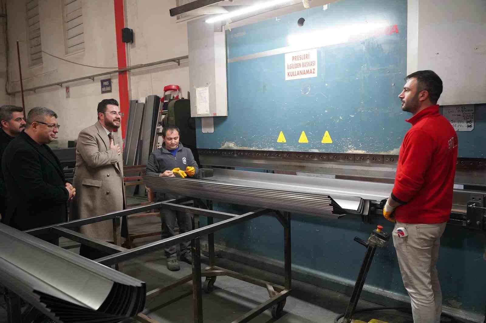 Okandan’dan OSB’de net mesaj: "Üreten Kayseri, güçlü Türkiye"
