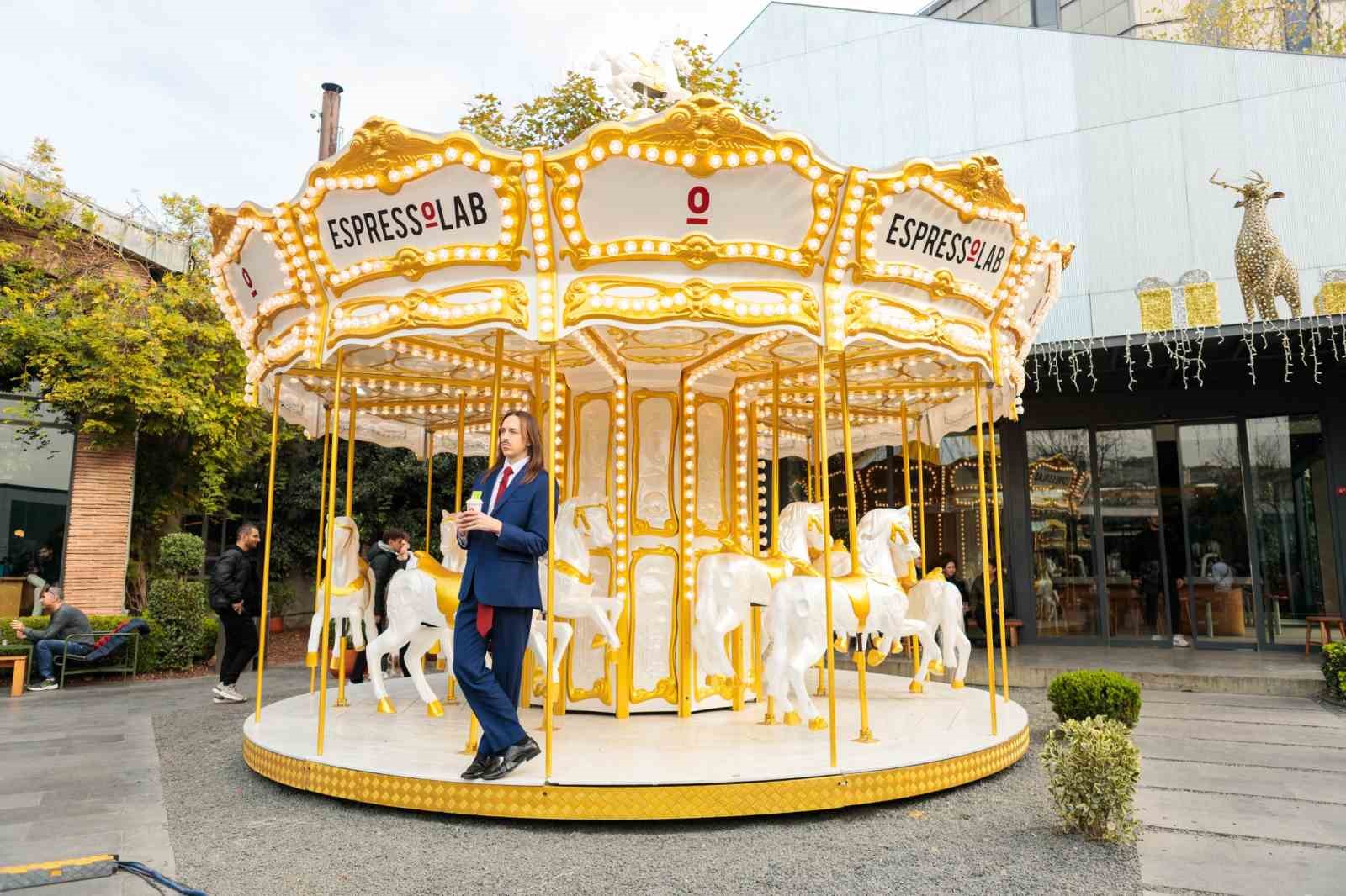 Espressolab’den Tommy Cash sürprizi
