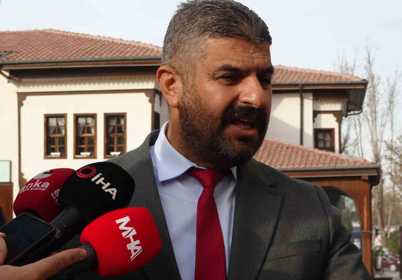 CHP’den istifa eden meclis üyesinden CHP’li belediyeye suçlama
