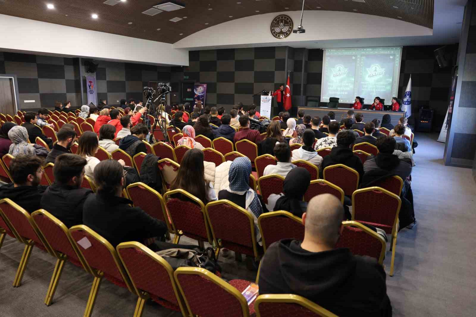 Elazığ’da gençler "Proje Yazma" eğitiminde buluştu
