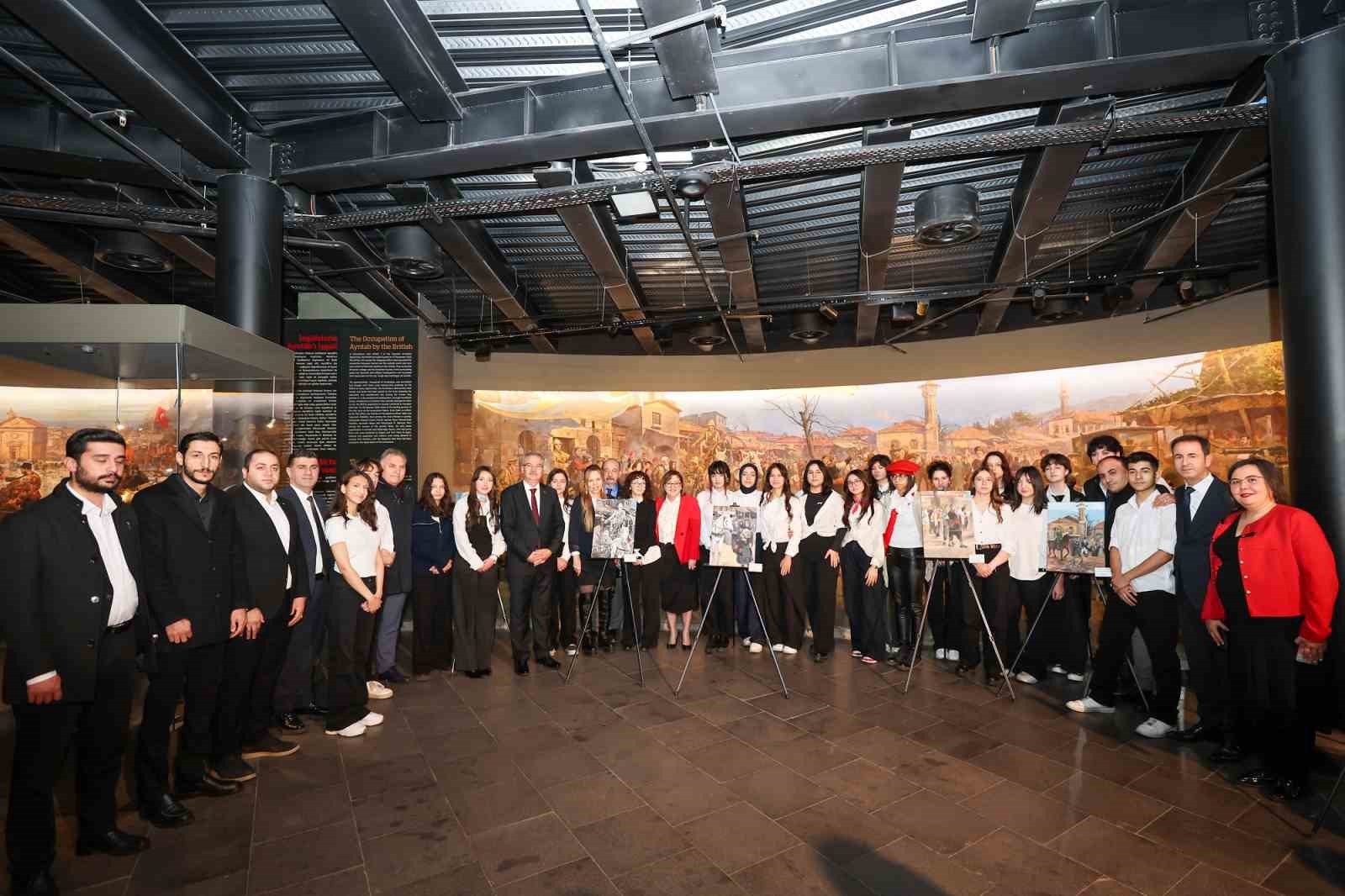 Gaziantep Büyükşehir’den 25 Aralık’a Özel Sergiler
