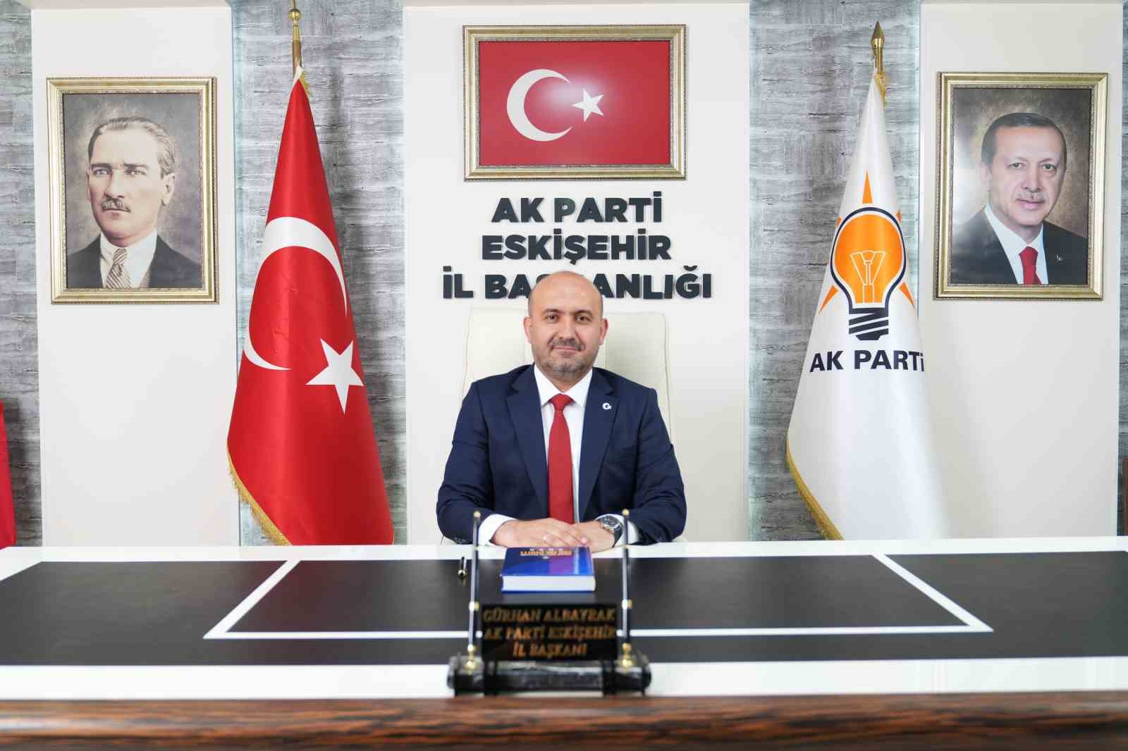 AK Parti’ye 8 bin 650 yeni üye
