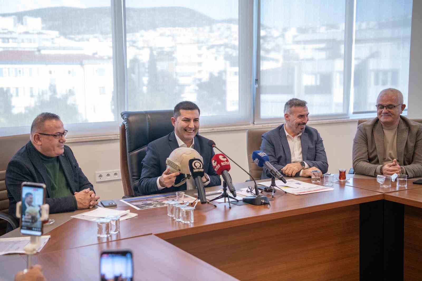 Başkan Günel: "Bu binaya zorla gelmedik"
