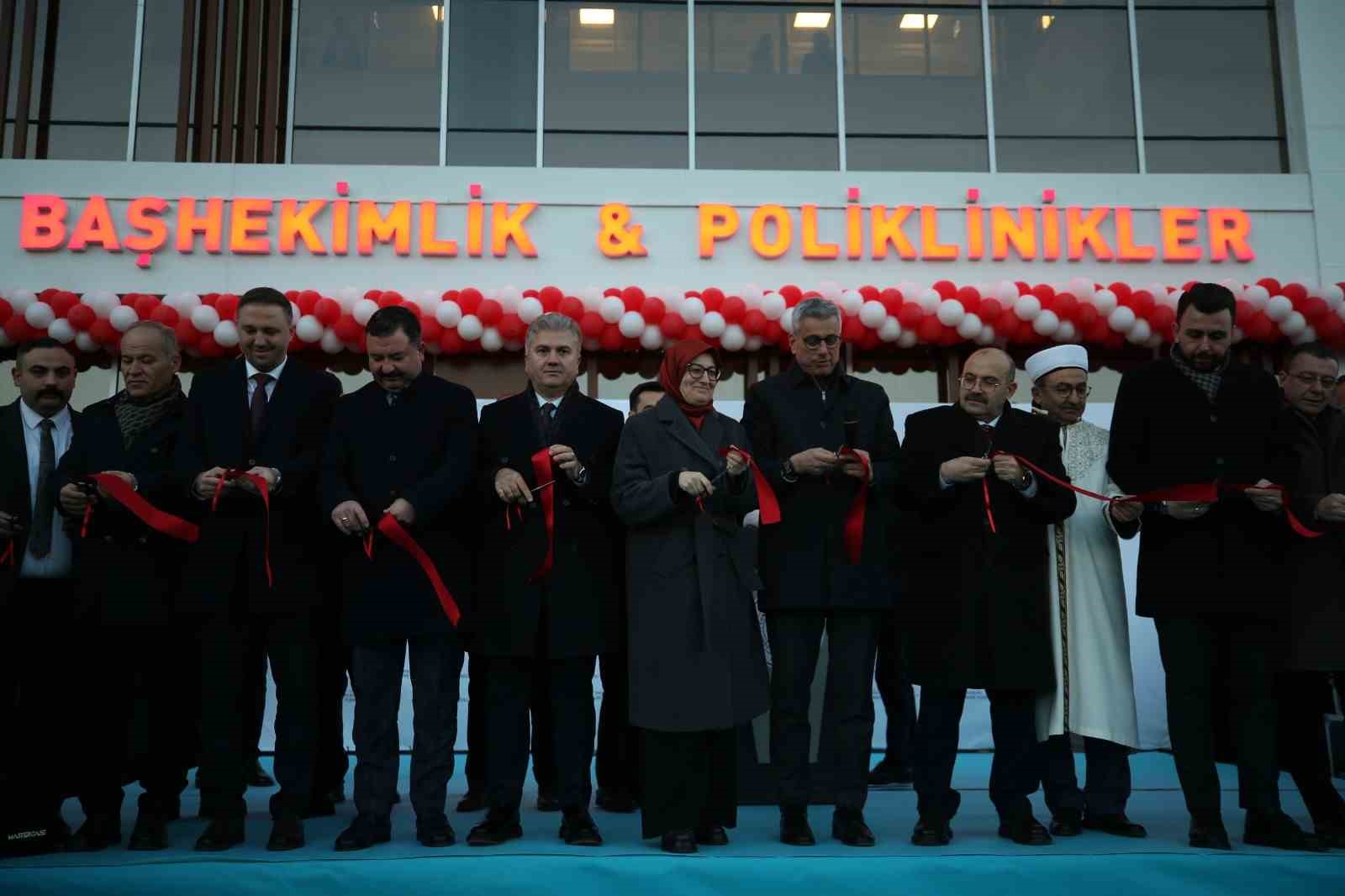 Bakan Memişoğlu: "72 branşın 69’una aynı gün randevu veriyoruz"
