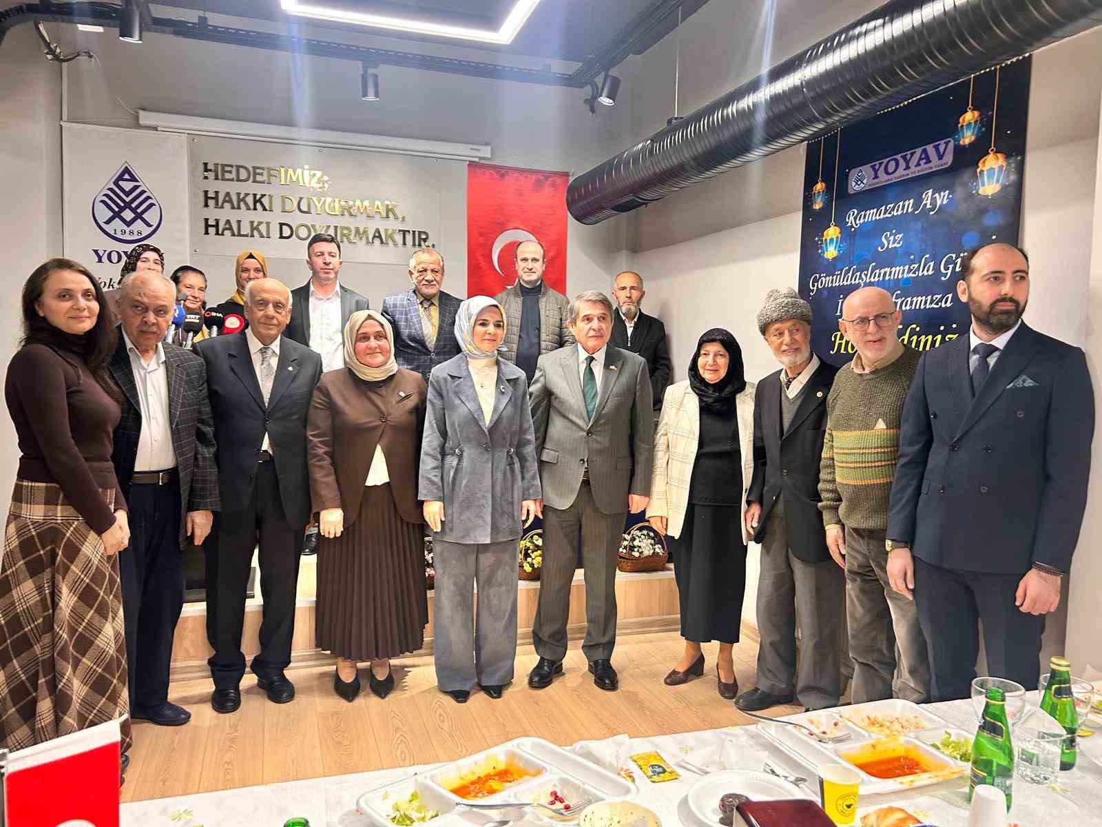 Bakan Göktaş: "Güçlü bir gelecek, hedefi olan, çalışan ve değerlerinden kopmayan gençlerle mümkündür"
