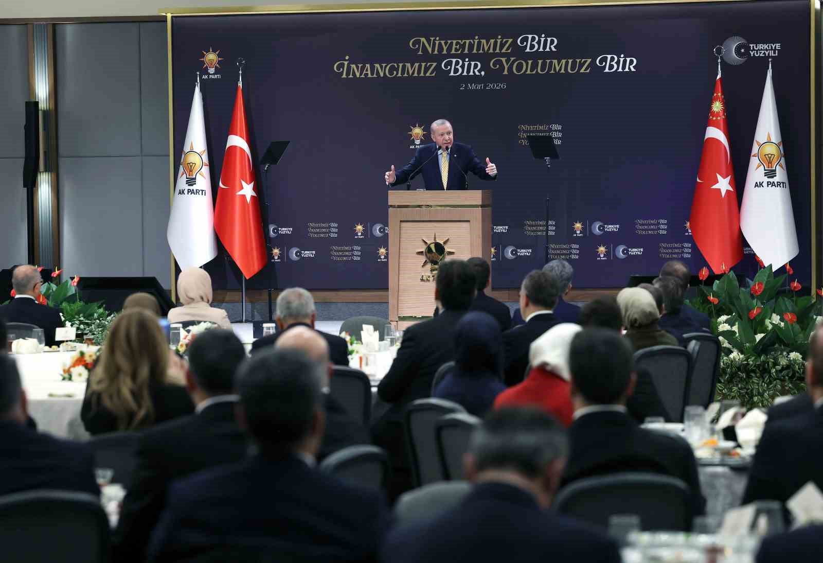 Cumhurbaşkanı Erdoğan: "Kan akmasın, gözyaşları dinsin, bölgemiz artık yıllardır hasretini çektiği kalıcı huzura kavuşsun istiyoruz"
