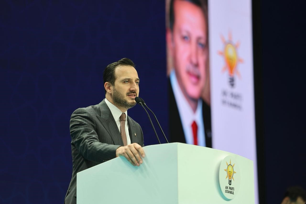 AK Parti İstanbul İl Başkanı Özdemir: "Bizler bir oldukça bölgemizde ve dünyada güven unsuru olacağız"
