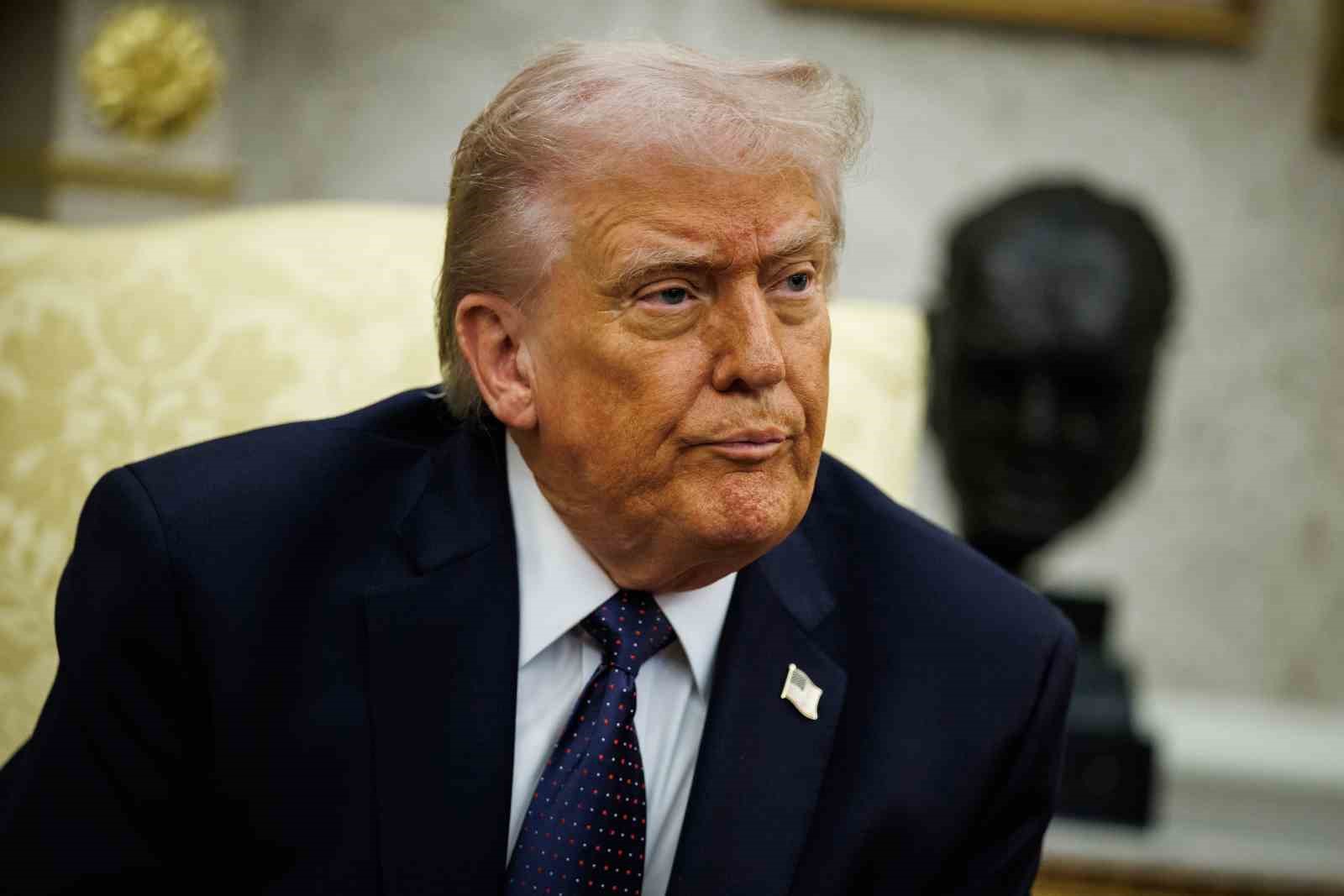 Trump: "ABD, gerekirse Hürmüz Boğazı’ndan geçen tankerlere refakat etmeye başlayacaktır"
