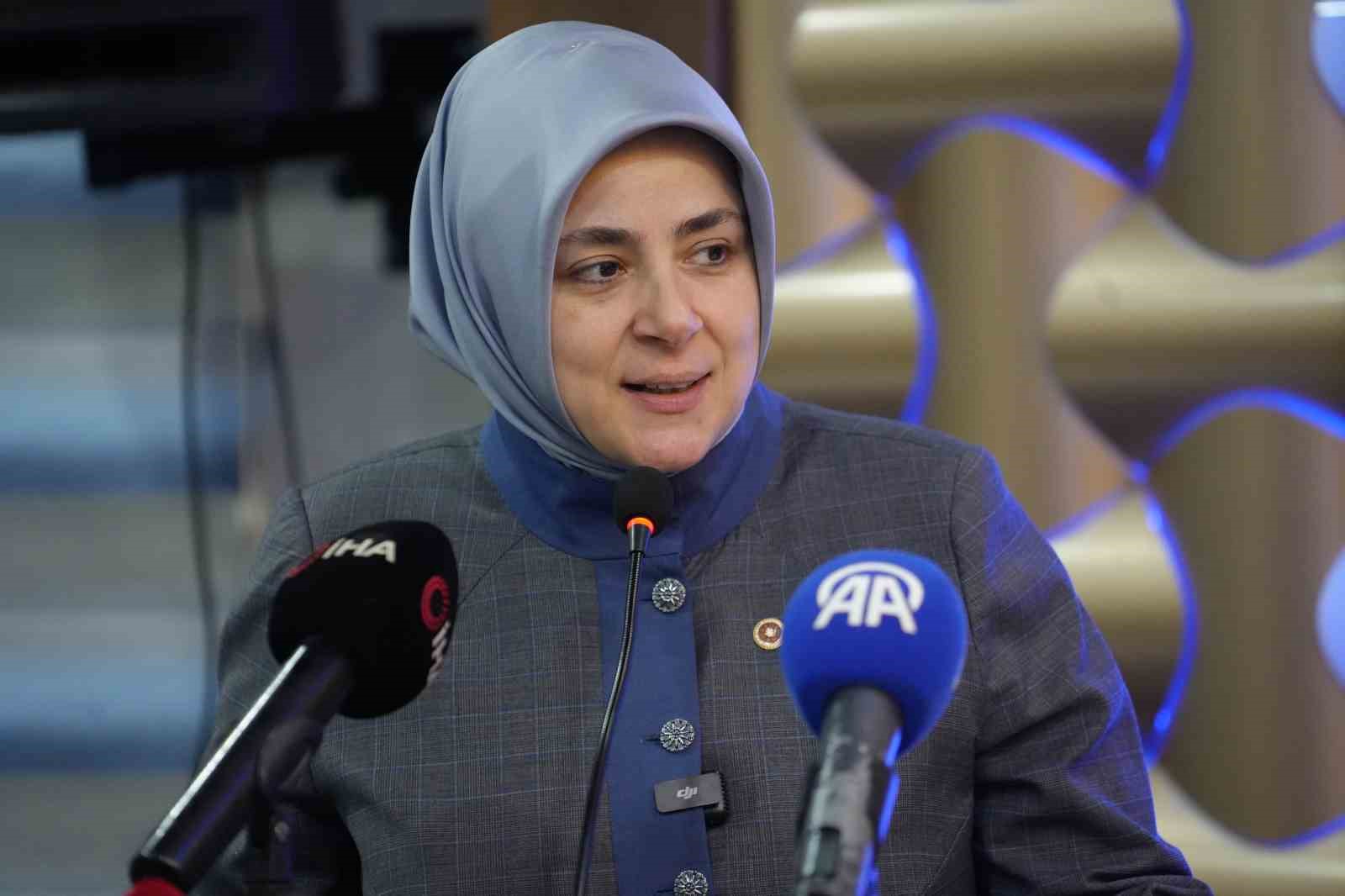 AK Parti Genel Merkez Kadın Kolları Başkanı Ercan: "Ateş çemberine rağmen hizmetlerimize devam ediyoruz"
