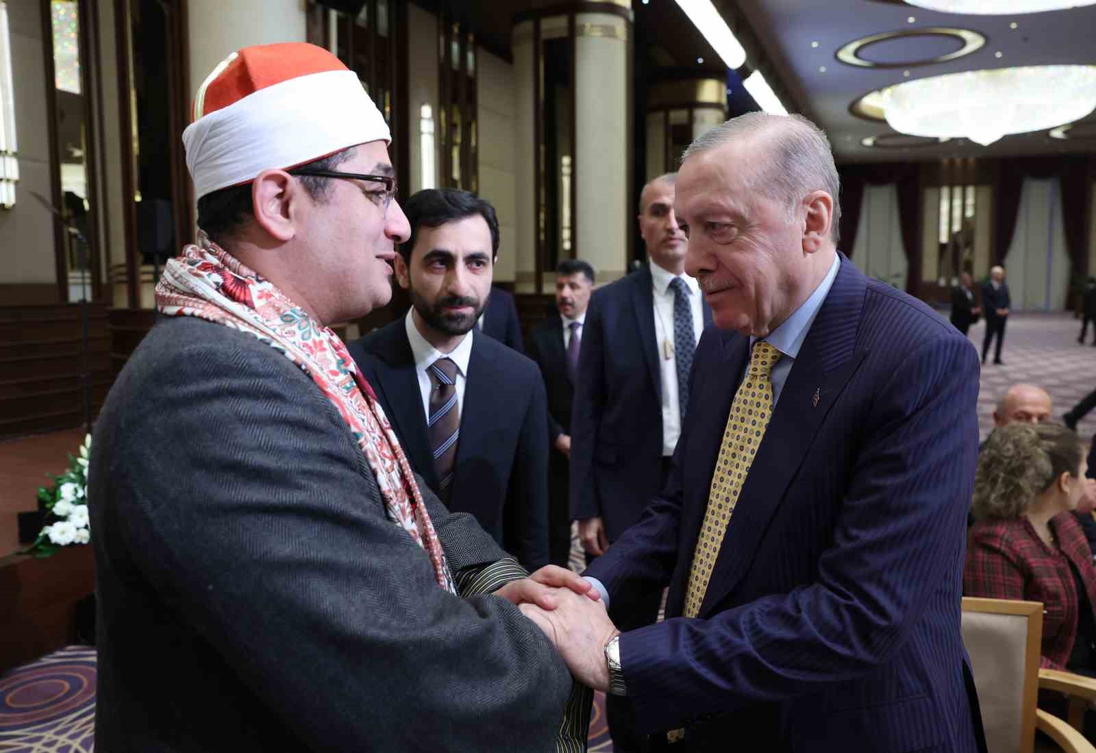 Cumhurbaşkanı Erdoğan: "Türkiye bu bölgesel türbülanstan da başarıyla çıkacaktır"
