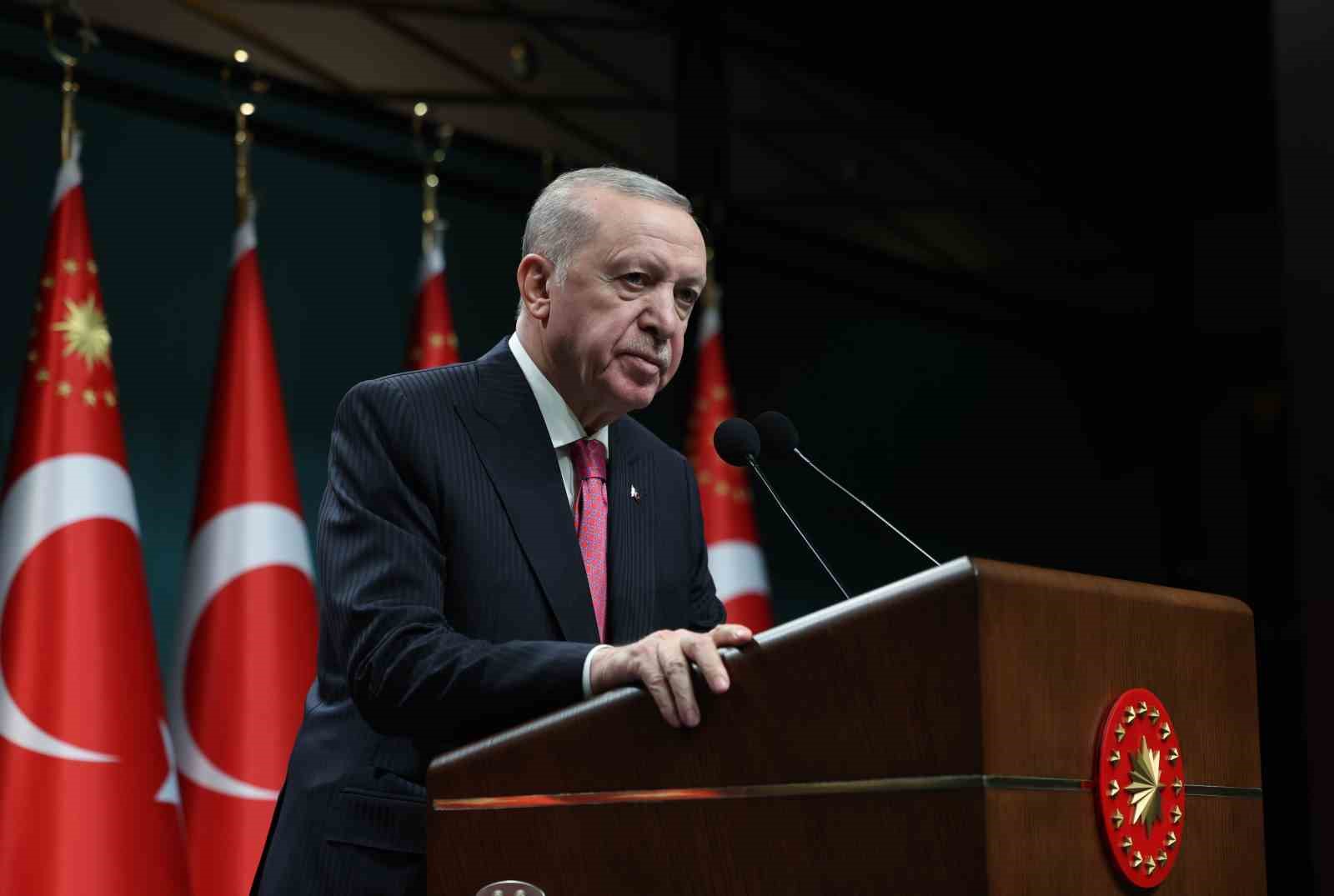 Cumhurbaşkanı Erdoğan: "(İran’ın Türkiye’yi hedef alan füzeleri) Türkiye’nin dostluğunu zora sokacak son derece yanlış ve provakatif adımlar atılmaya devam ediliyor"
