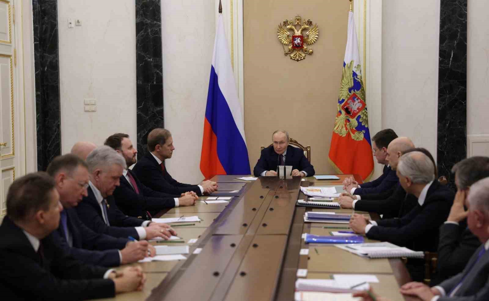 Putin: "Rusya, petrol ve doğal gaz tedariki konusunda Avrupalılarla çalışmaya hazır"
