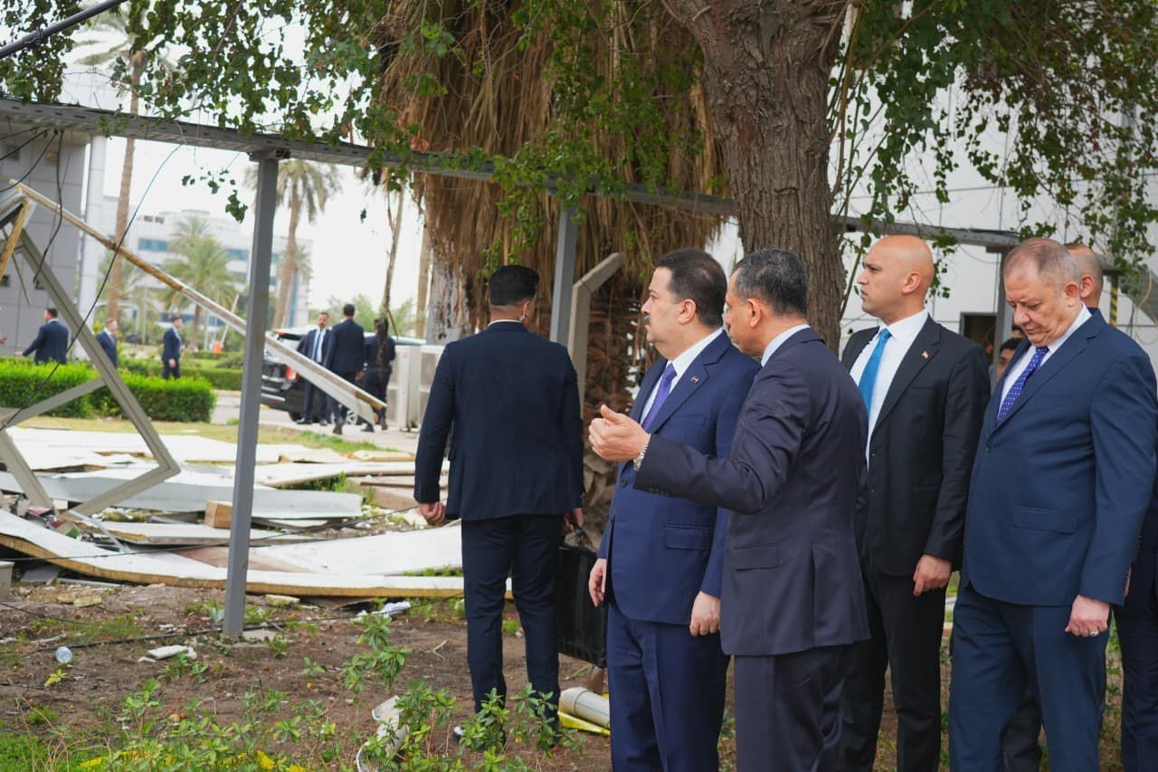 Irak Başbakanı Sudani, saldırıya uğrayan Ulusal İstihbarat Servisi binasını inceledi
