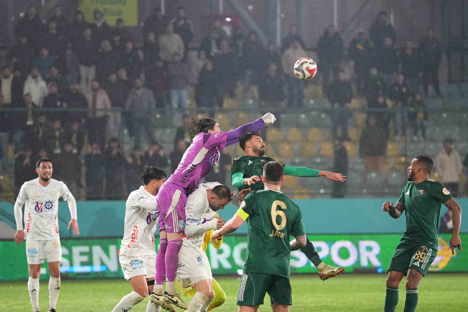 Trendyol 1. Lig: Esenler Erokspor: 0 - Erzurumspor FK: 2
