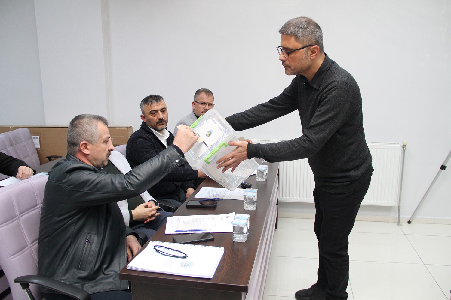 CHP’li belediyenin meclisinde CHP listeleri destek bulamadı
