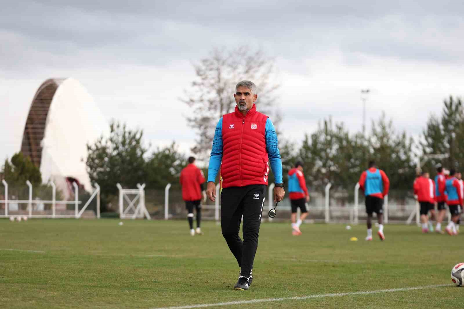 Sivasspor’da Esenler Erokspor maçı hazırlıkları sürüyor
