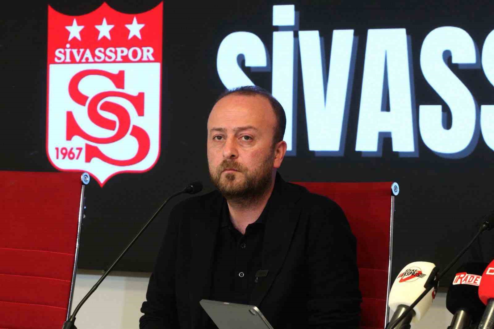 Sivasspor Başkanı Özçoban’dan taraftara çağrı
