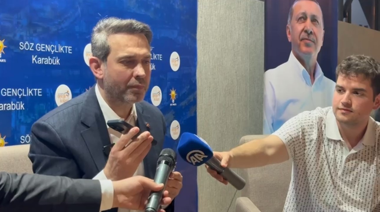 Cumhurbaşkanı Erdoğan, Karabük’te "Söz Gençlikte" programına telefonla bağlandı
