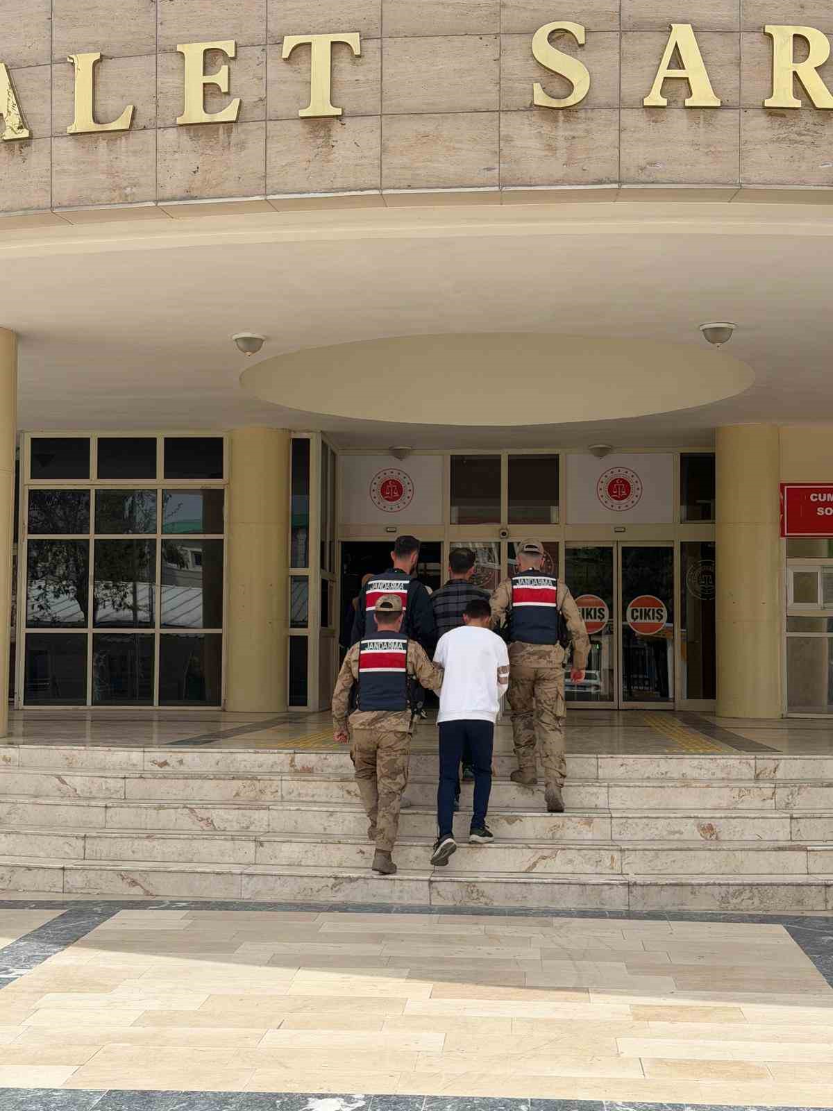 Provokatif içeriklerin yer aldığı sosyal medya grubunun kurucusu tutuklandı
