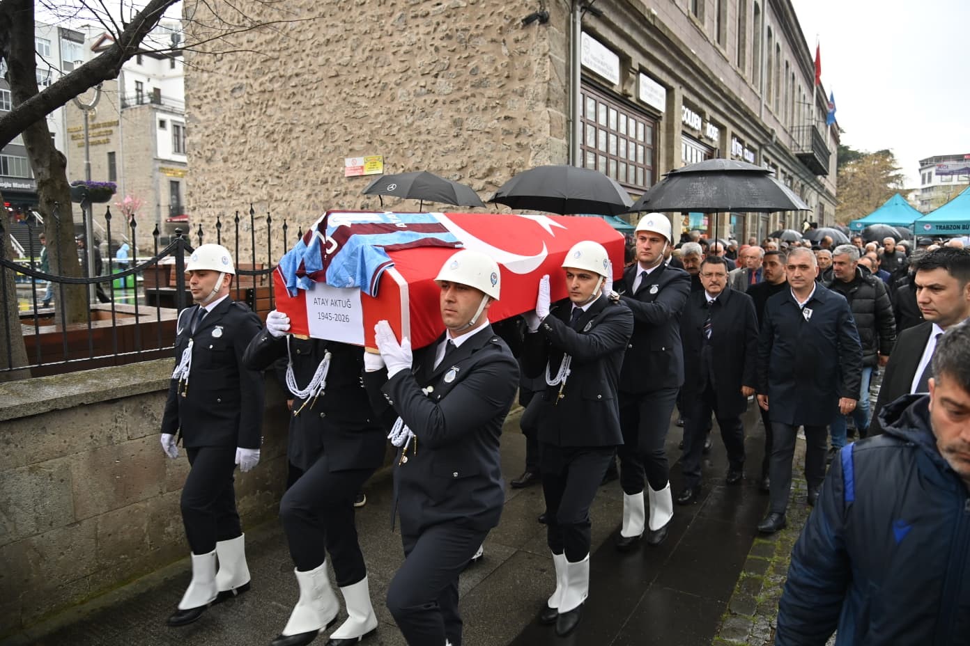 Başkan Genç: "Atay Aktuğ Trabzon’a değer katan bir isimdi"
