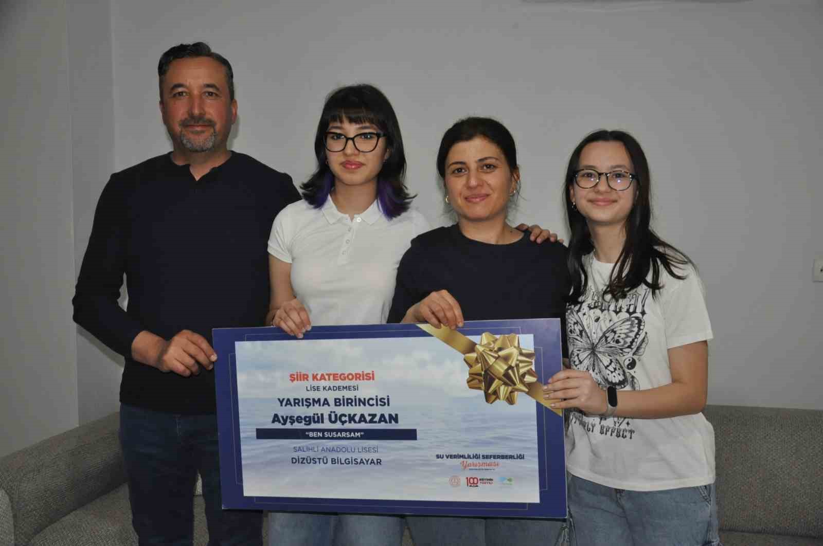 Manisalı öğrenci Türkiye birincisi oldu
