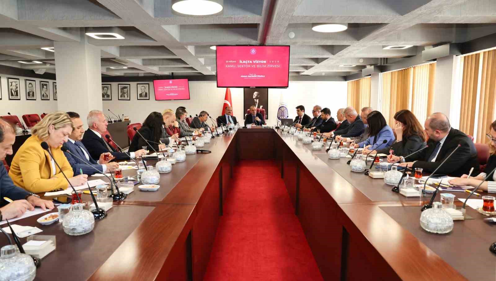 İlaç firmaları Atatürk Üniversitesinde bir araya geldi; Hedef: İlaçta Ar-Ge ve yerli üretim ile sağlıkta tam bağımsız Türkiye
