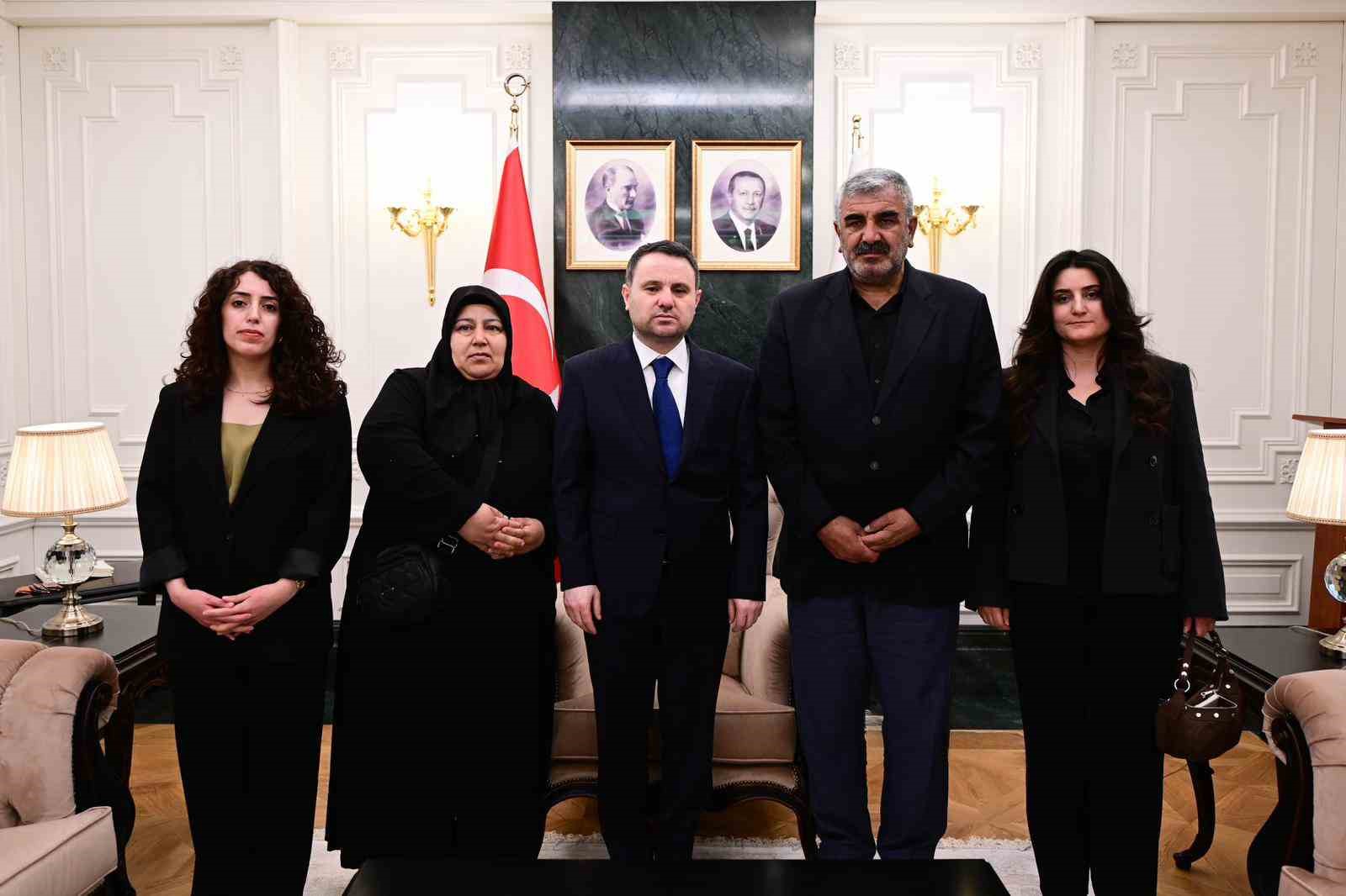 Adalet Bakanı Gürlek: "Rojin, hayalleri yarım kalmış bir genç kızımız, biz devlet olarak bu işin sonuna kadar üzerine gideceğiz"
