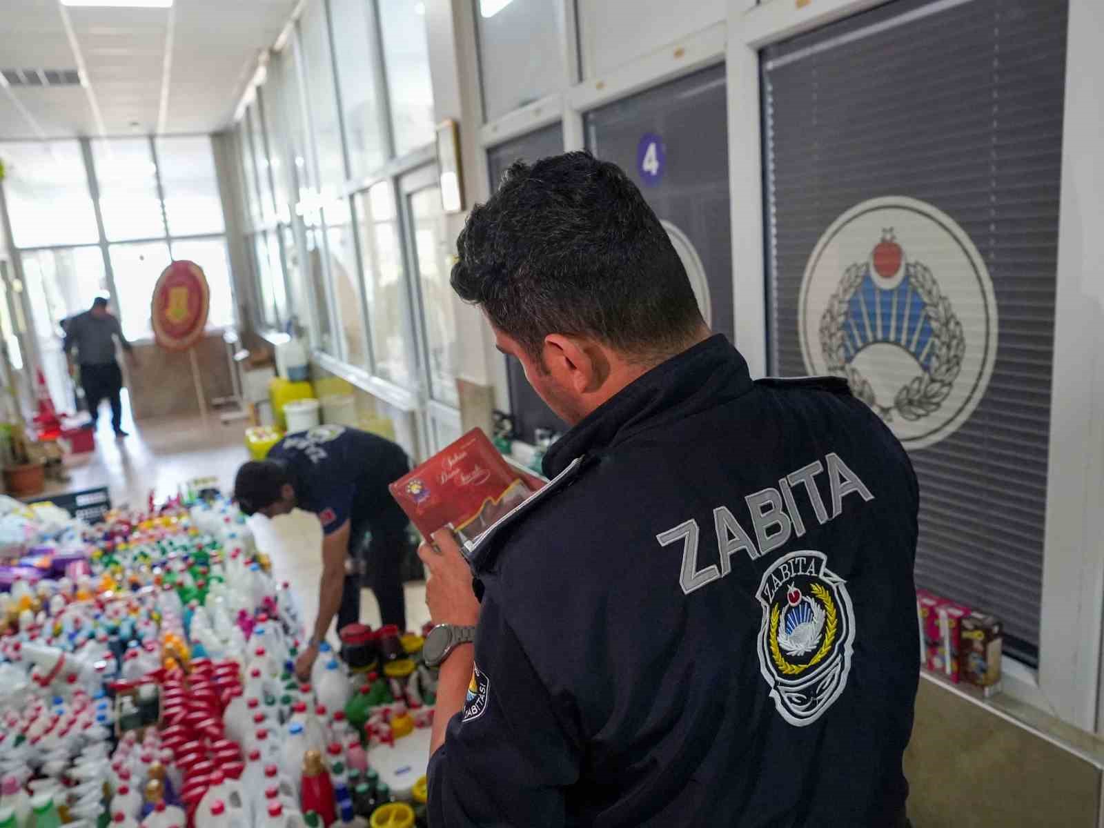 Tarsus’ta 6 bin 167 sağlıksız ürüne el konuldu
