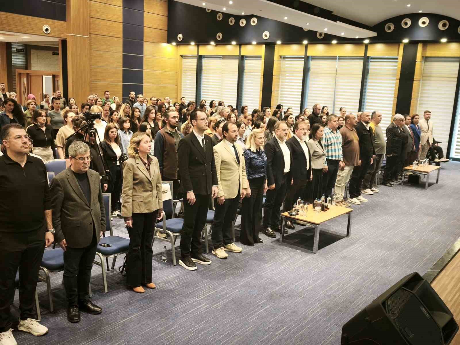 MTK’de yapay zeka ve dijital ebeveynlik paneli yoğun ilgi gördü
