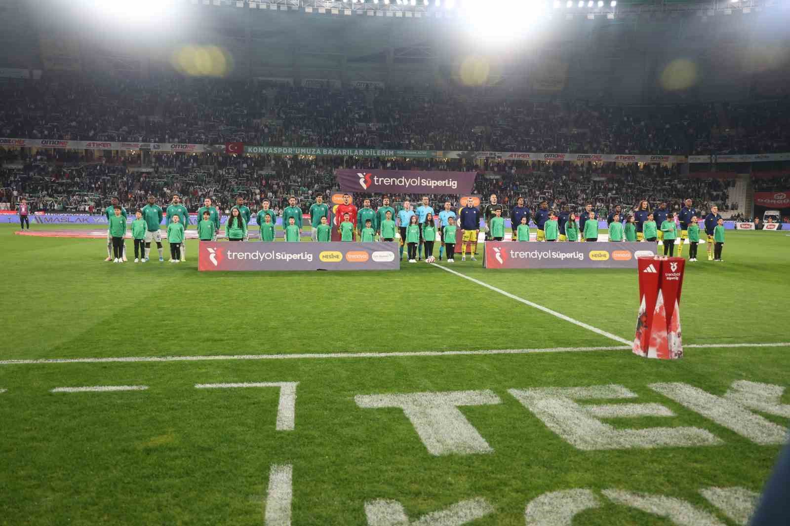 Trendyol Süper Lig: Konyaspor: 0 - Fenerbahçe: 1 (Maç devam ediyor)
