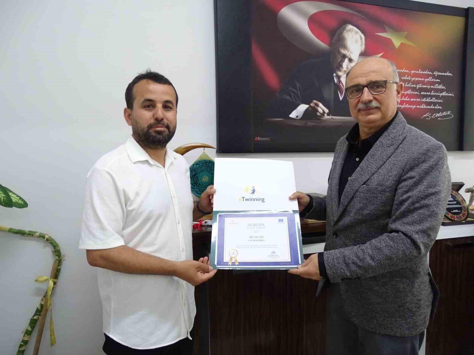 Havran’da eTwinning Ulusal ve Avrupa Kalite Etiketi ödül töreni  düzenlendi
