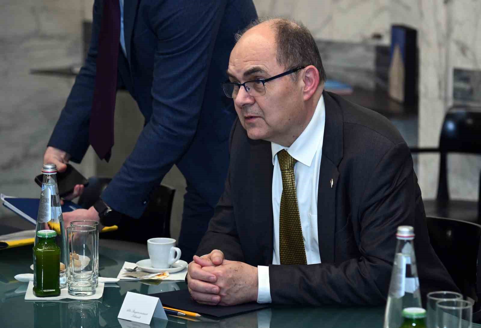 Bosna Hersek Yüksek Temsilcisi Schmidt’in görevinden ayrılacağı duyuruldu
