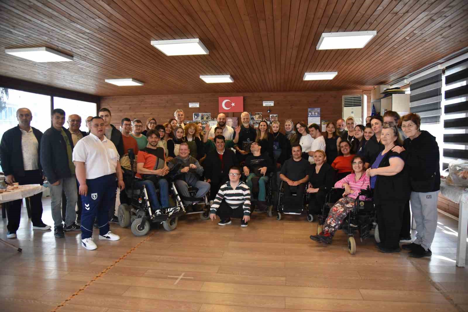 Atakum’da özel bireyler seramik atölyesinde buluştu
