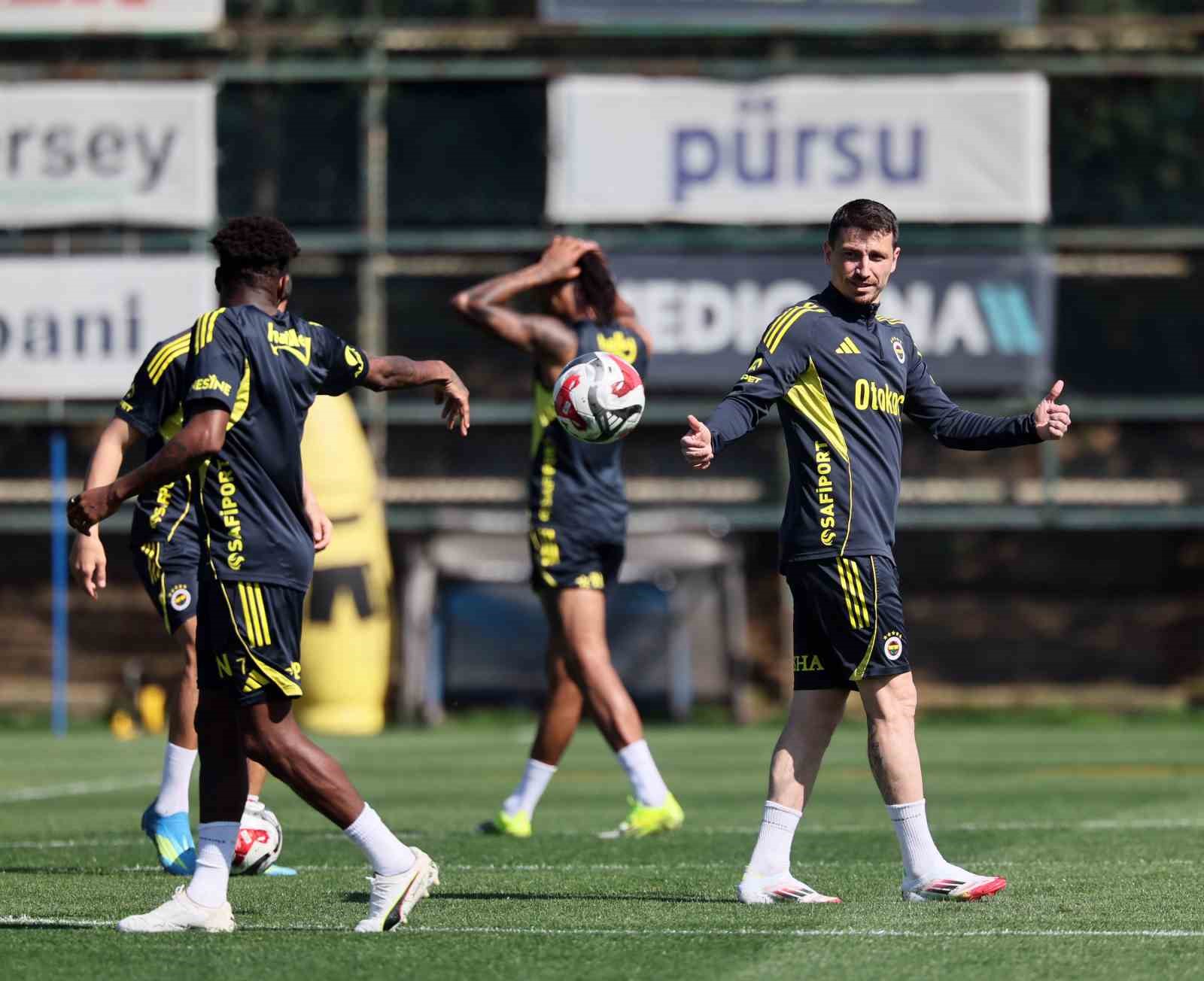 Fenerbahçe, Eyüpspor maçı hazırlıklarını sürdürdü
