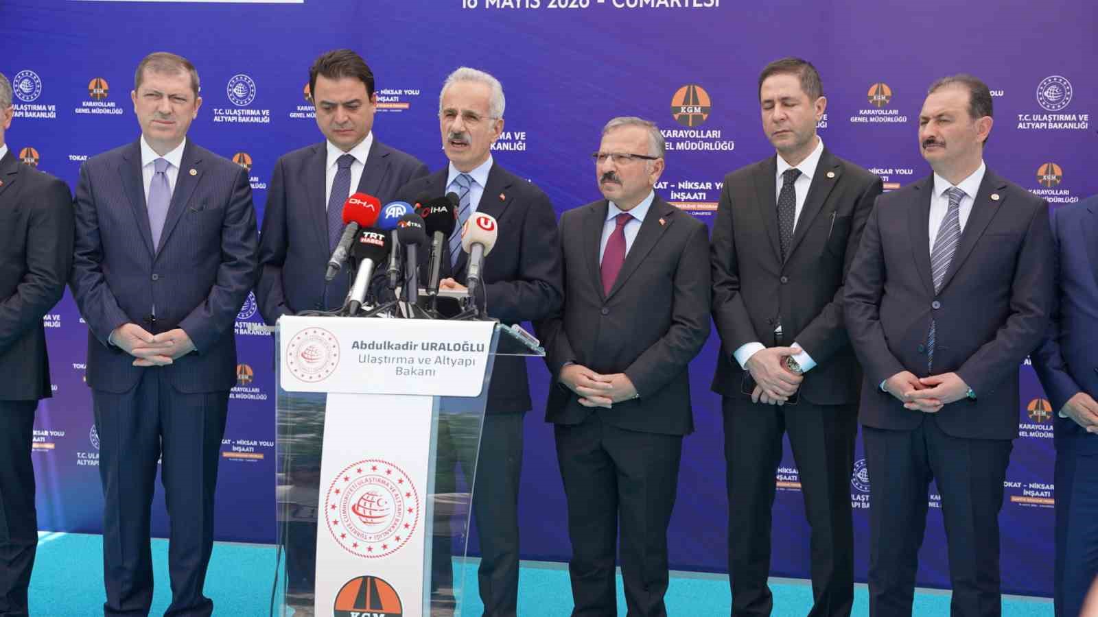 Bakan Uraloğlu: "Tokat-Niksar yolundaki tüm çalışmalarımızı 2027 yılında tamamlamayı hedefliyoruz"
