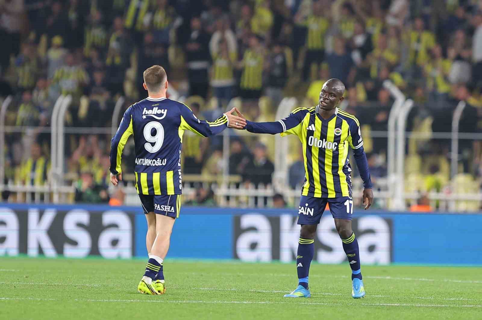 Trendyol Süper Lig: Fenerbahçe: 3 - Eyüpspor: 3 (Maç sonucu)
