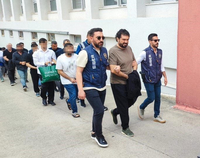 Rasim Ozan Kütahyalı eşinin düşük yapabileceğini söyleyerek serbest bırakılmasını istedi
