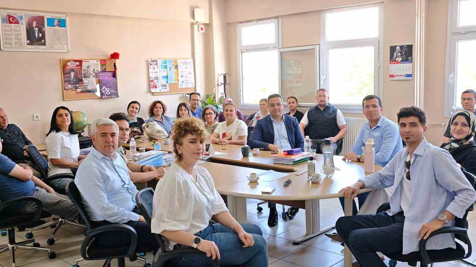 Kaymakam Dalak’tan eğitime yakın takip
