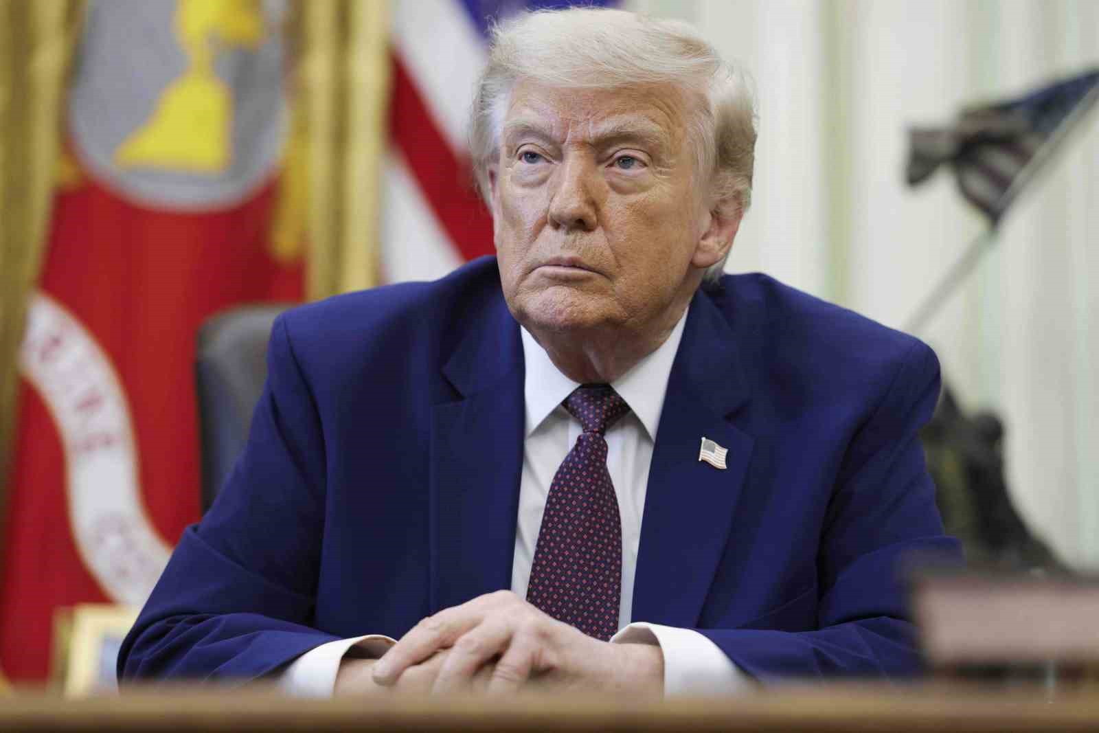 Trump’tan İran’a: "Füzelerini fırlattınız, masaya geri dönün ve bir anlaşma yapın"
