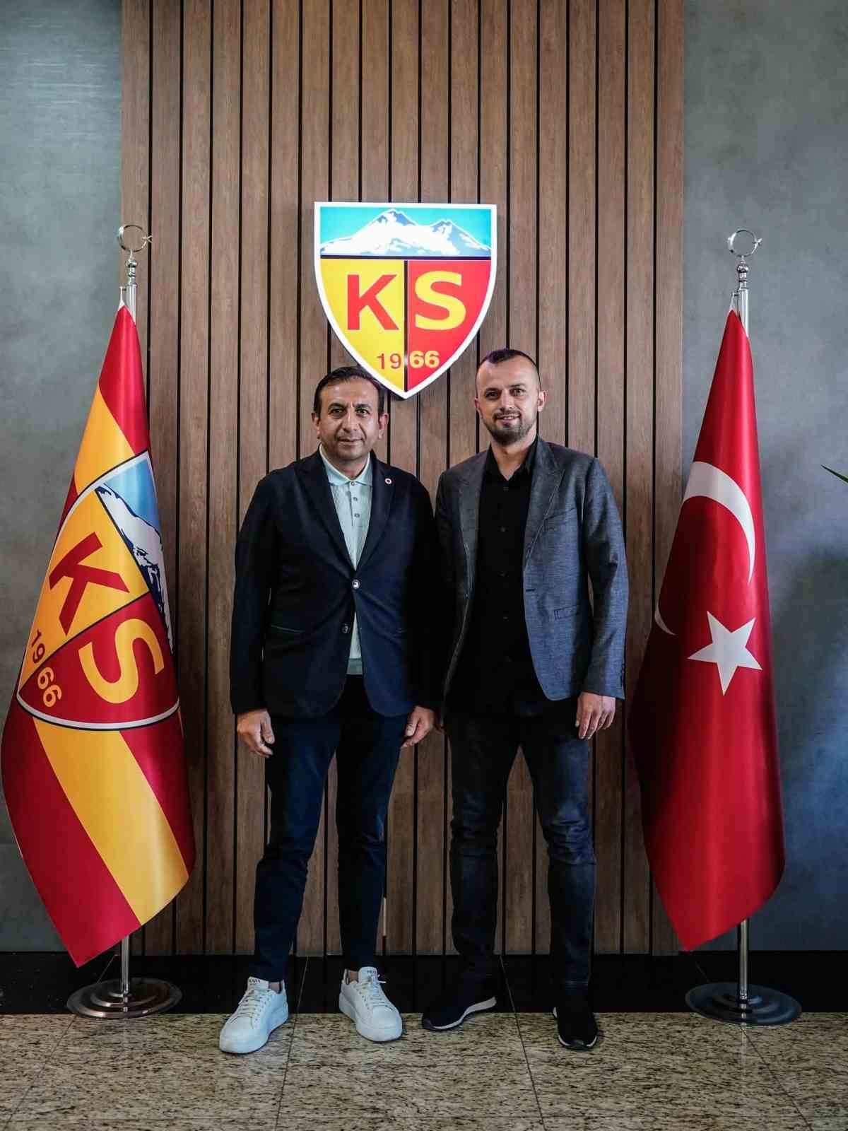 İlhan Parlak, Kayserispor’da genel koordinatörlük görevine getirildi
