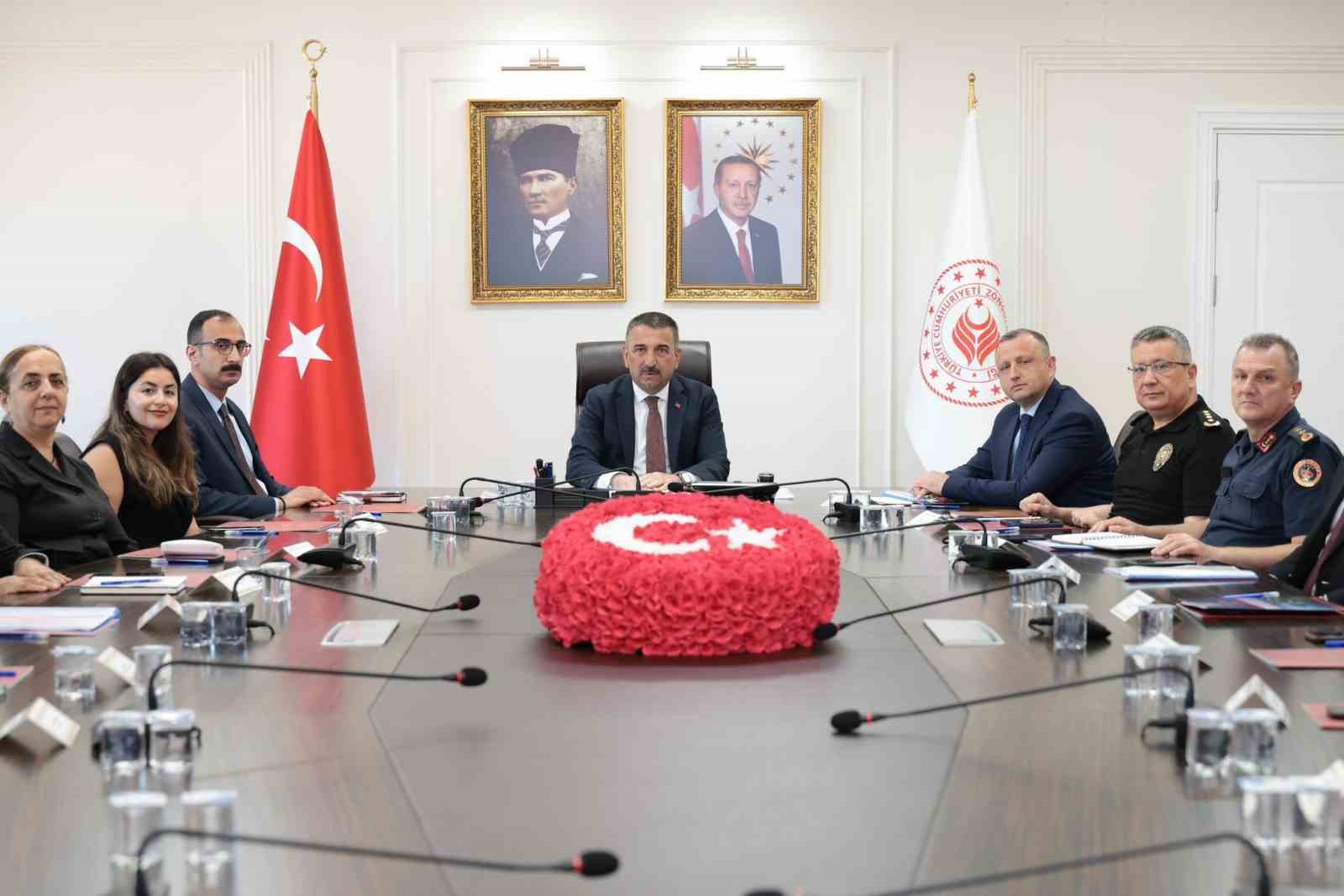Kadına yönelik şiddetle mücadele çalışmaları değerlendirildi
