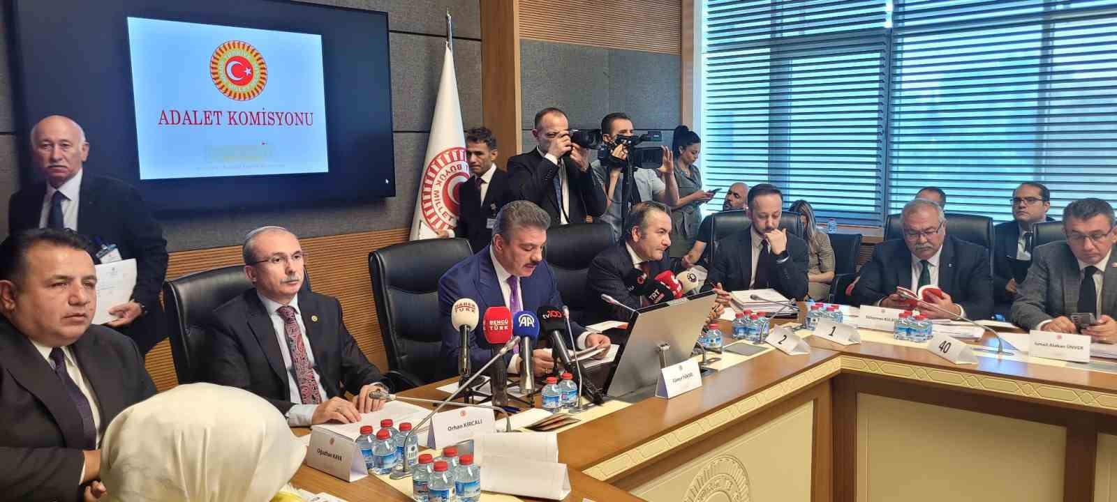 12. Yargı Paketi Adalet Komisyonu’nda
