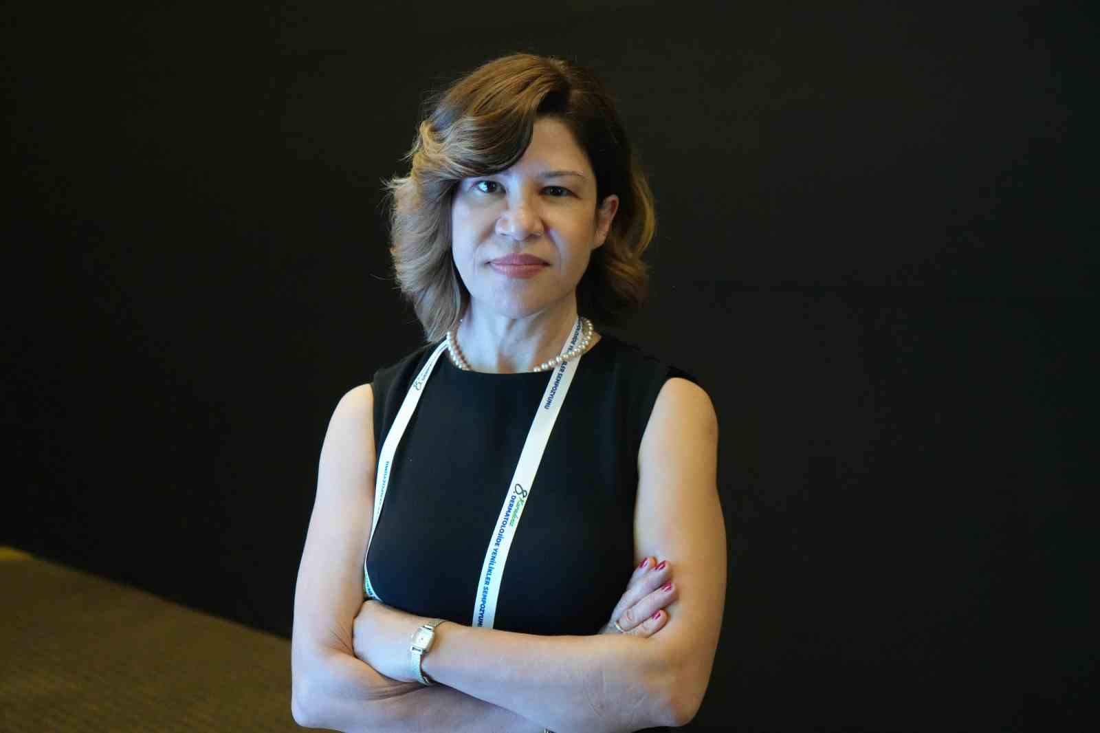 Prof. Dr. Özden: "Kalp-damar sağlığını olumsuz etkileyen, eklemlere geri dönülmez hasar verebilen sedef hastalığı tamamen iyileştirilebiliyor"

