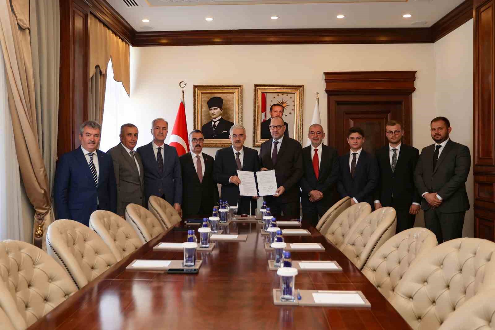 İnegöl’e iki yeni anaokulu için imzalar atıldı
